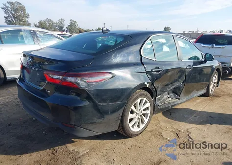 2022 Toyota Camry Le из США, поврежденный, VIN 4T1C11AK4NU637338